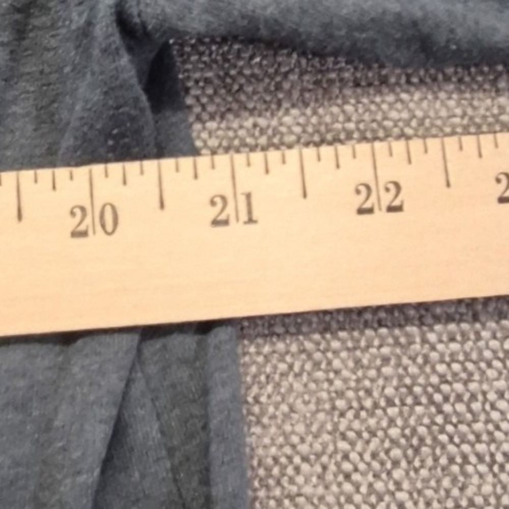 Buc-ee's men's grayish blue long sleeve 2 sided graphic t-shirt XL Original - Picture 10 of 10